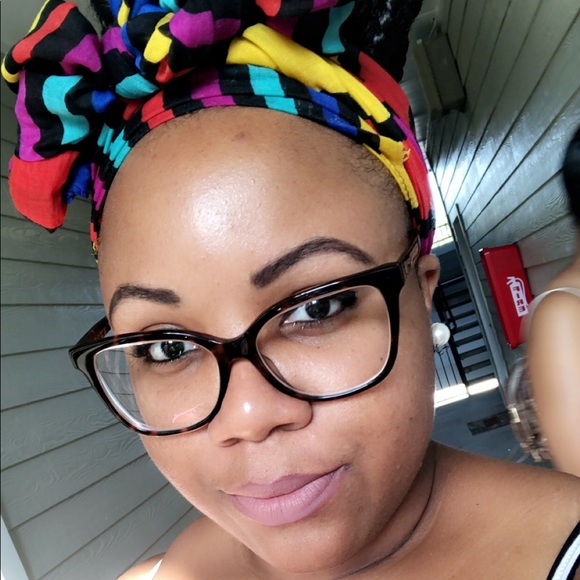 Meet your Posher, Jasmine - Picture 1 of 1